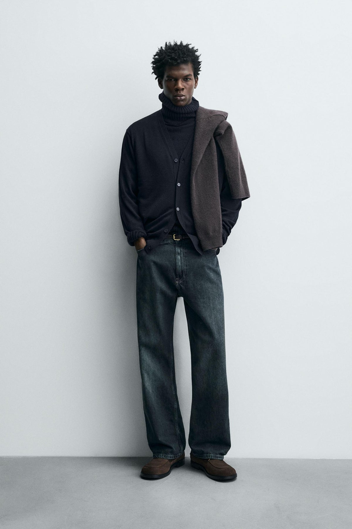 LIGHTWEIGHT WOOL CARDIGAN - Image 1