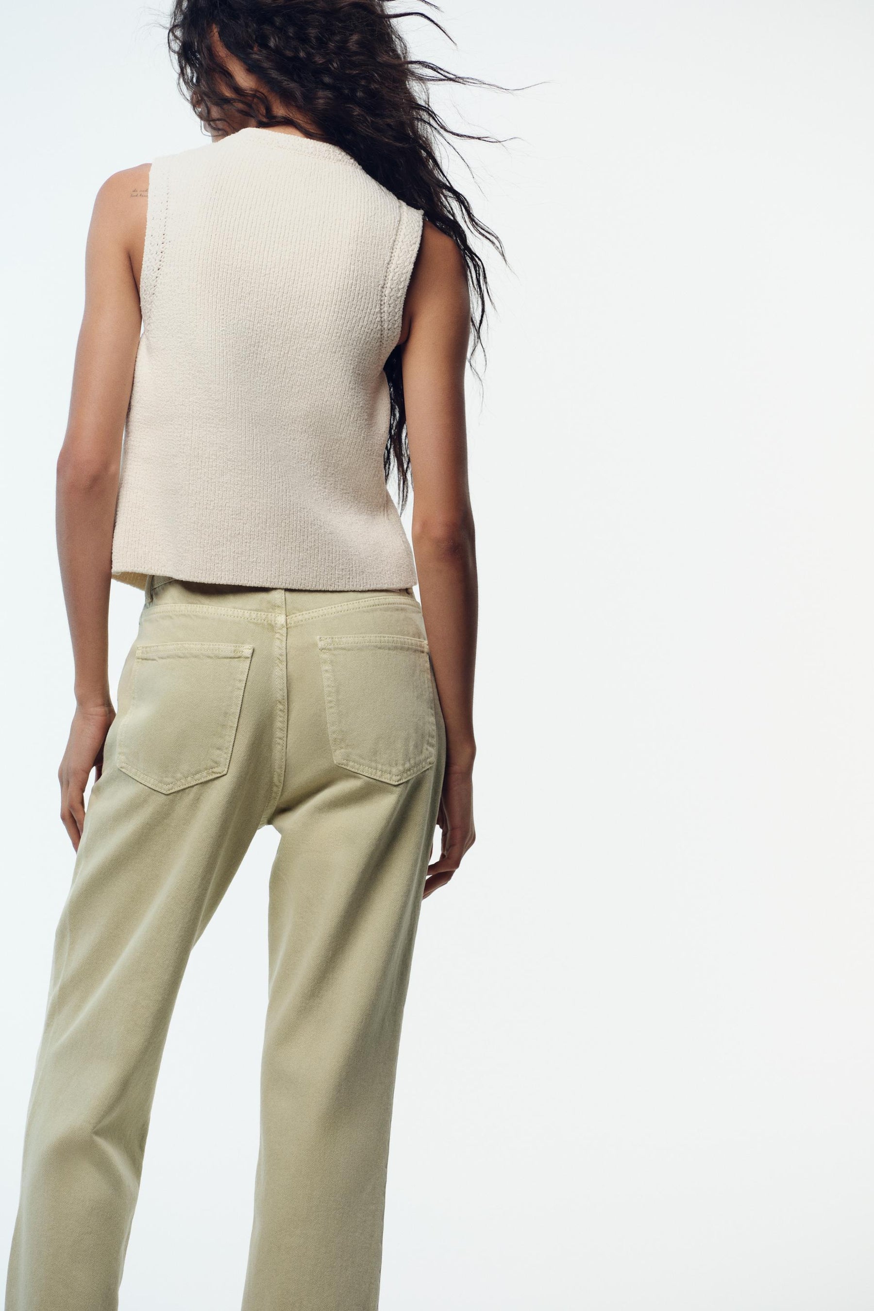 KNIT TOP WITH GOLD BUTTONS - Image 4