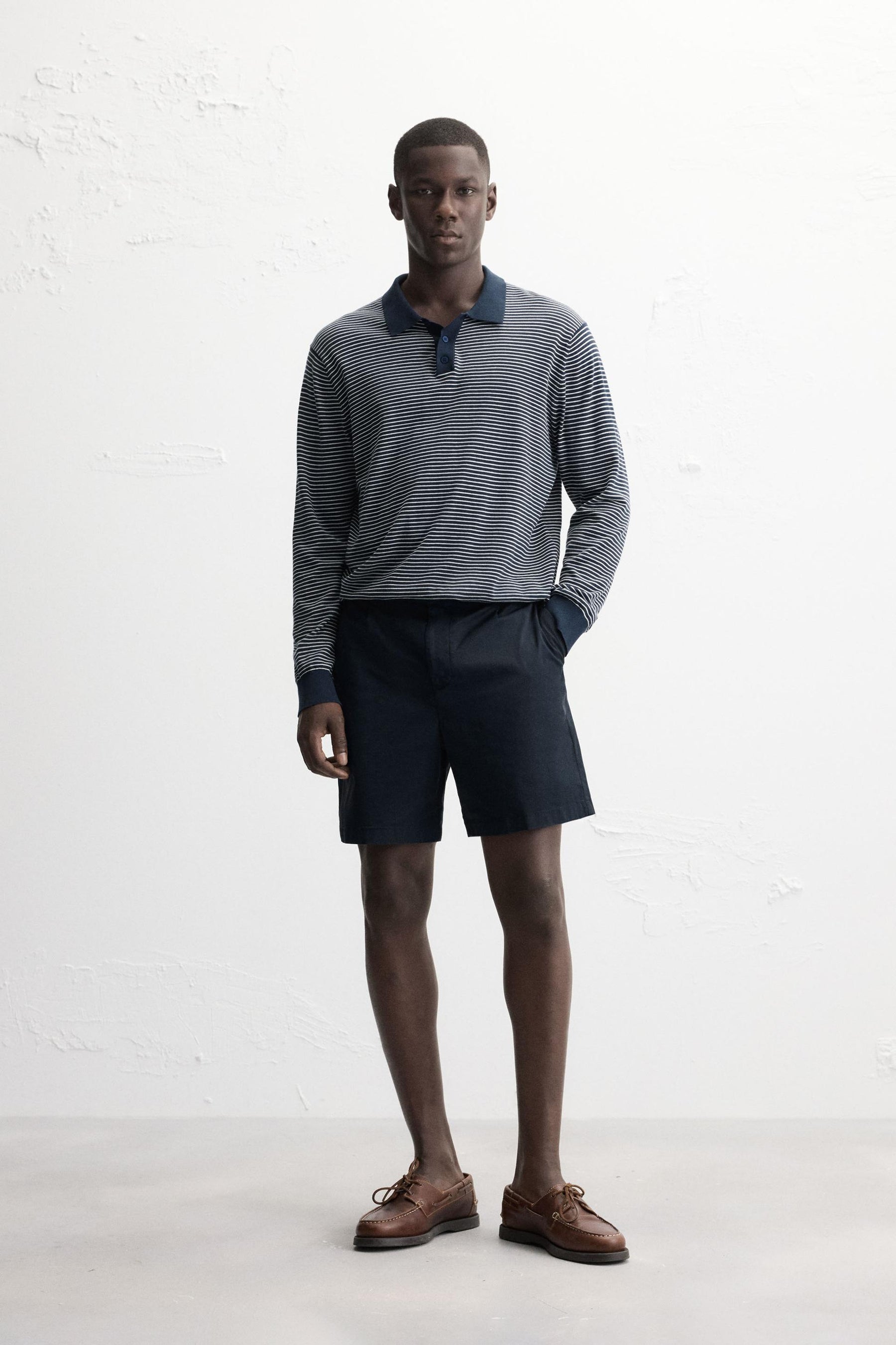 PLEATED REGULAR FIT BERMUDA SHORTS - Image 1