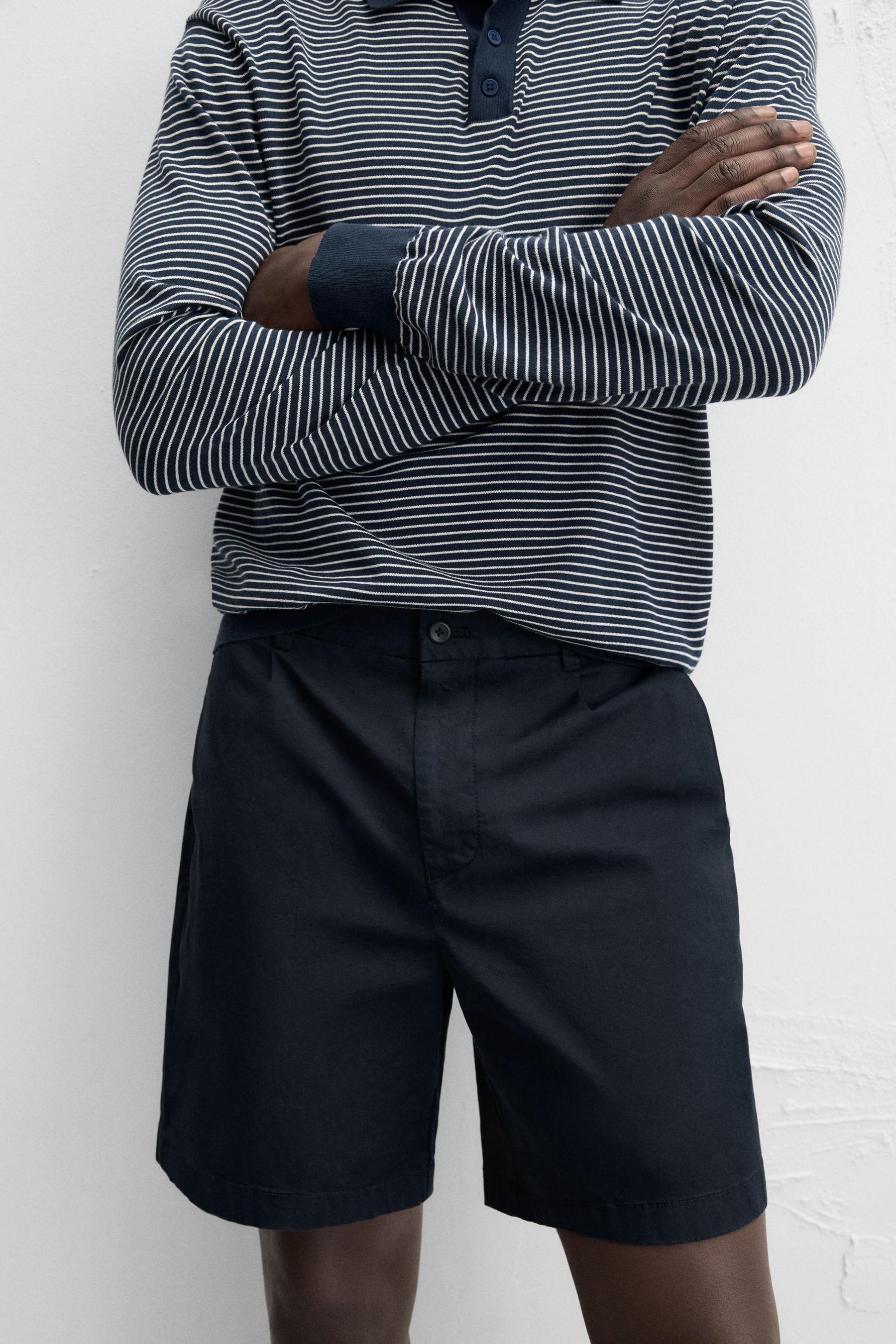 PLEATED REGULAR FIT BERMUDA SHORTS - Image 5