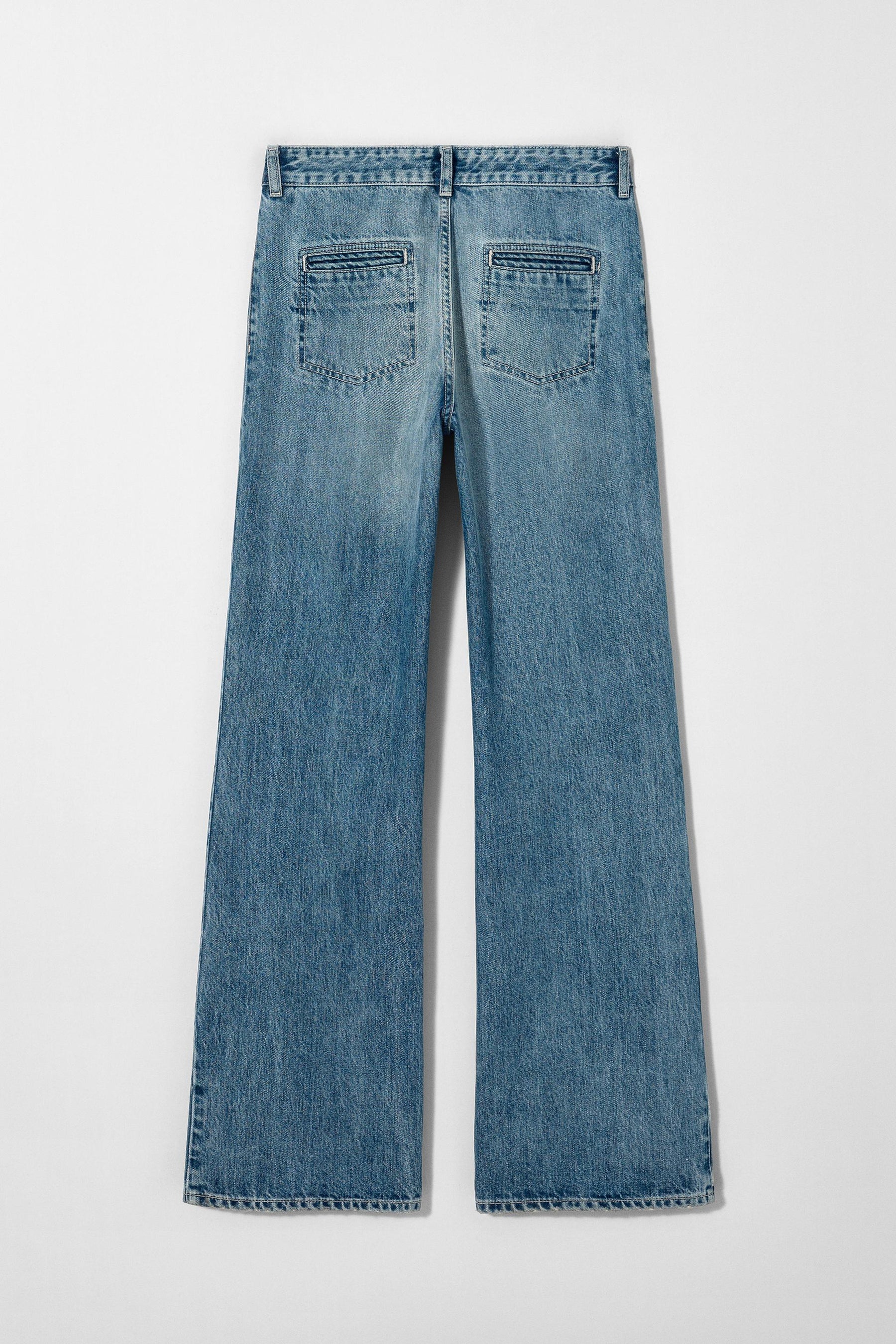 WIDE-LEG DENIM JEANS