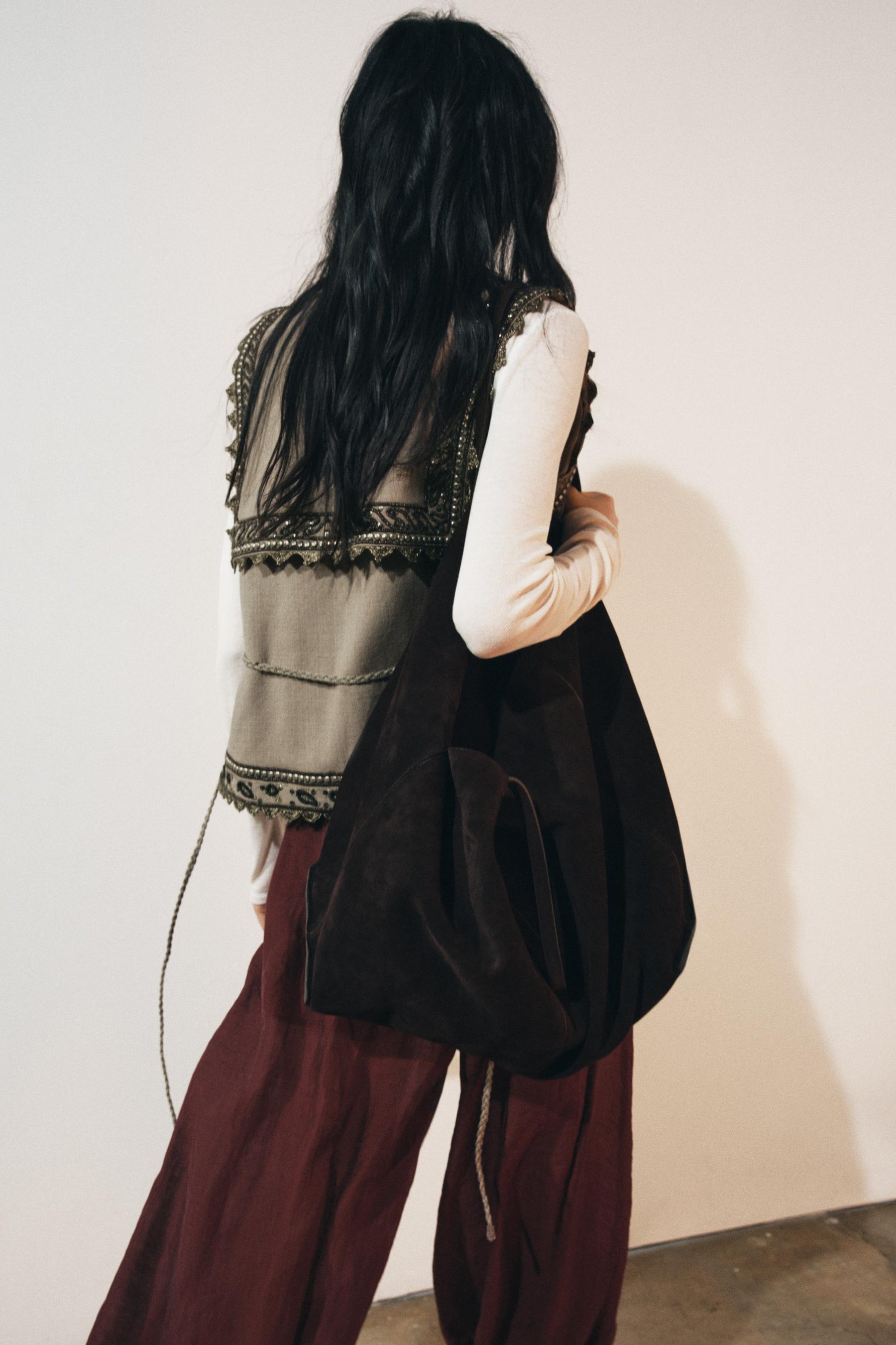 ZW COLLECTION EMBROIDERED WAISTCOAT WITH BELT - Image 3