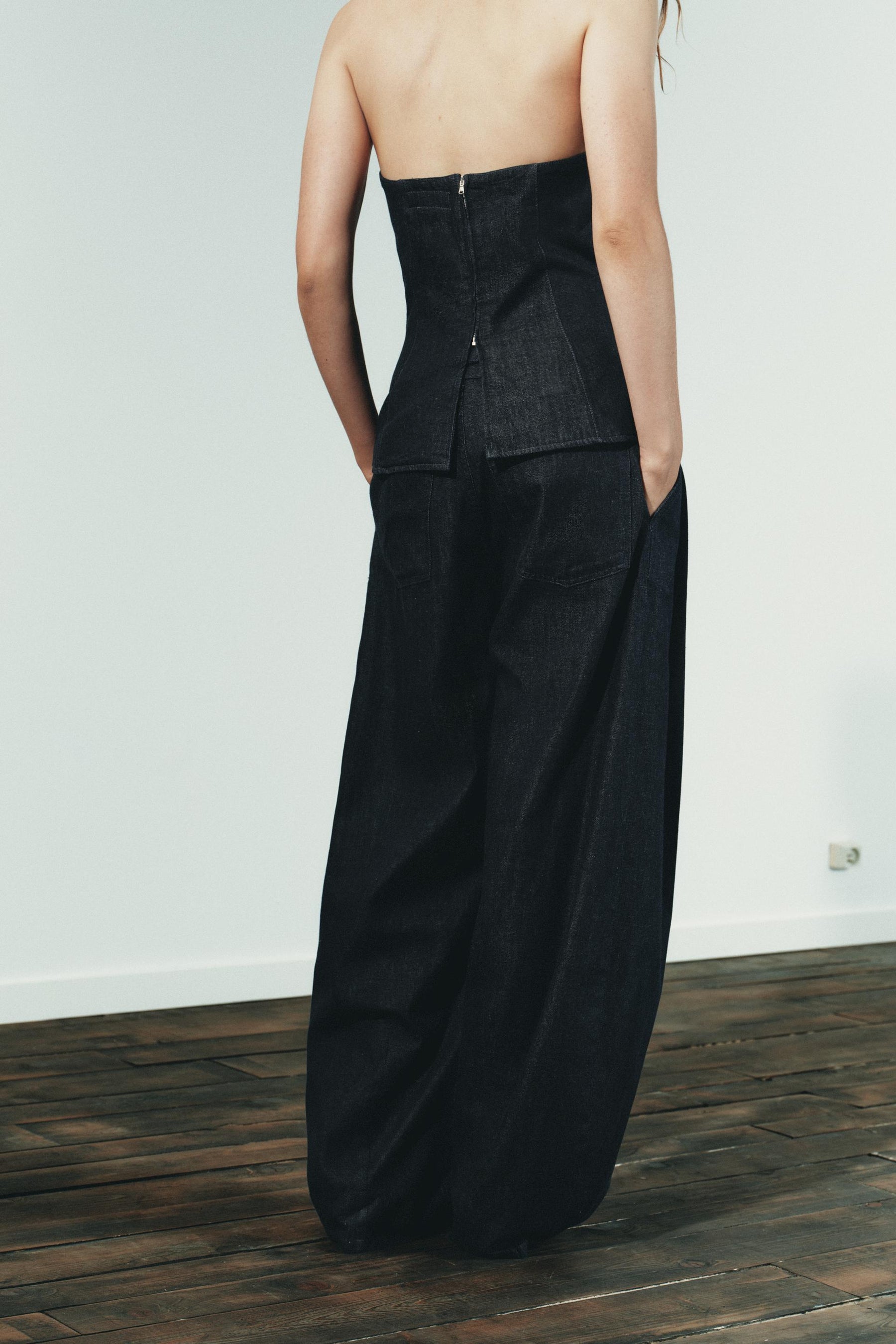 DENIM TROUSERS WITH DARTS