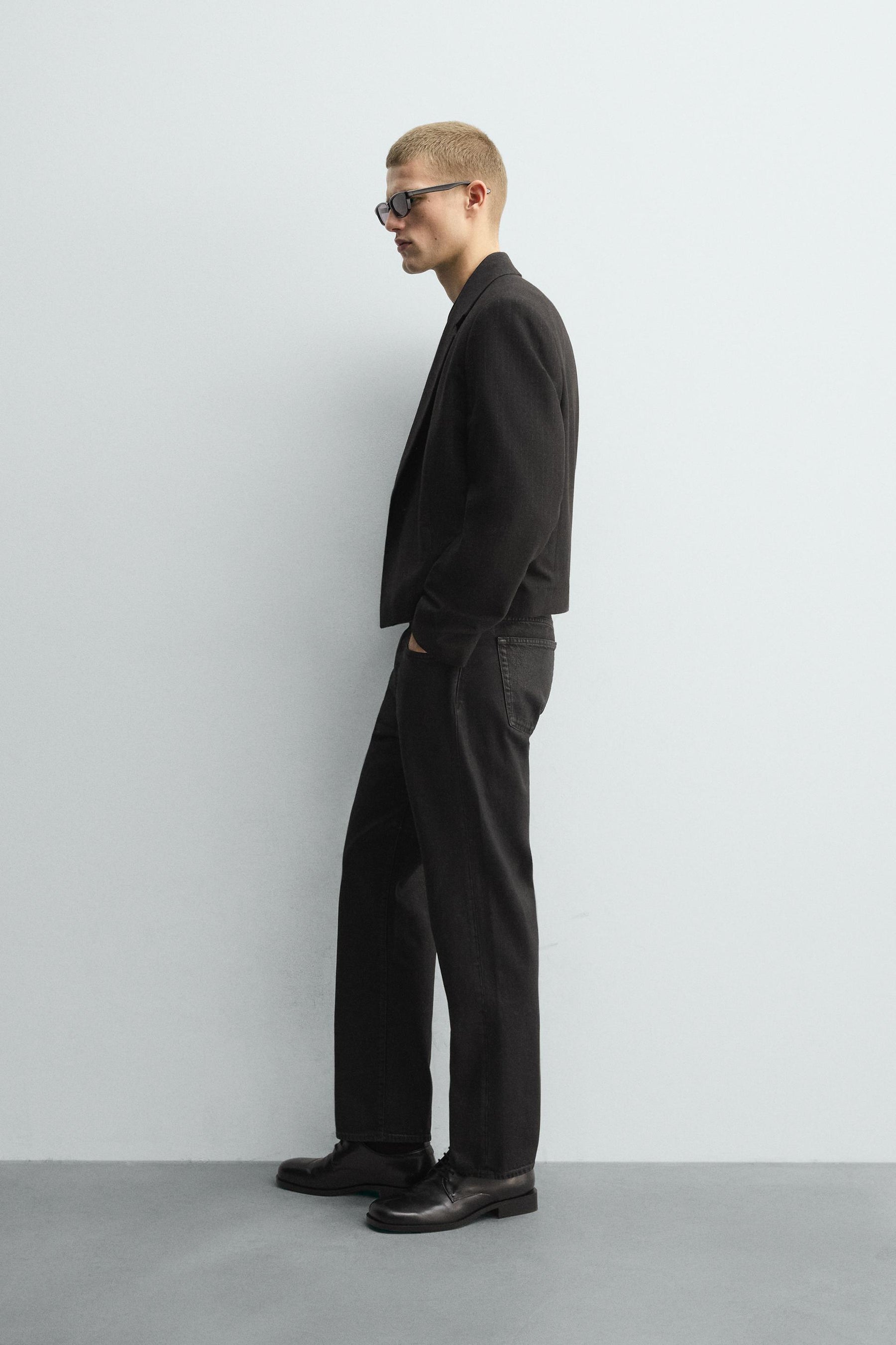 CROPPED FIT PINSTRIPE SUIT BLAZER - Image 4