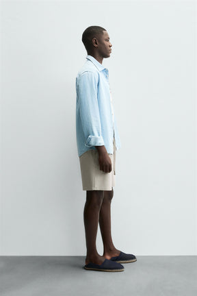 TEXTURED COMFORT BERMUDA SHORTS - Image 4