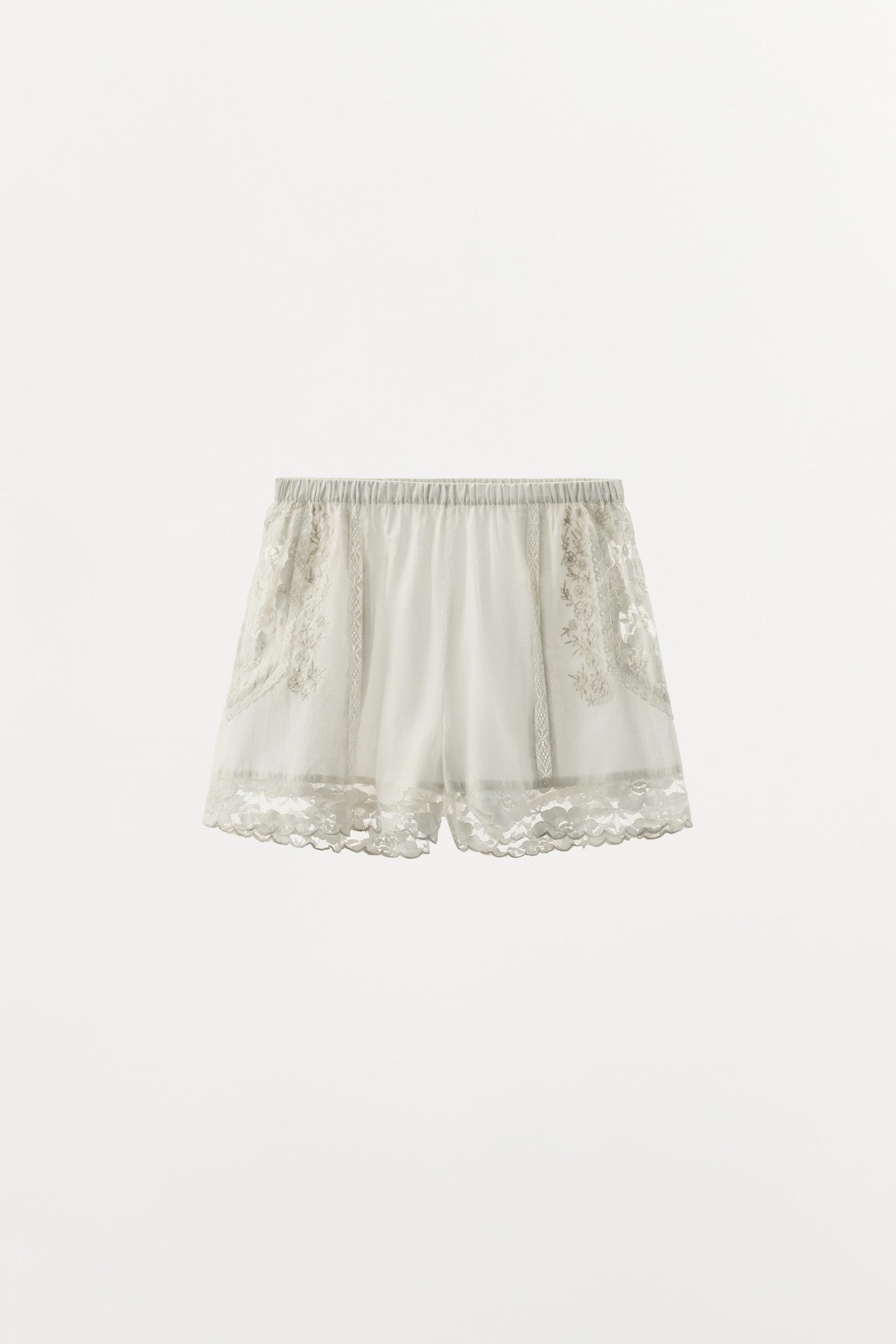 EMBROIDERED LACE SHORTS
