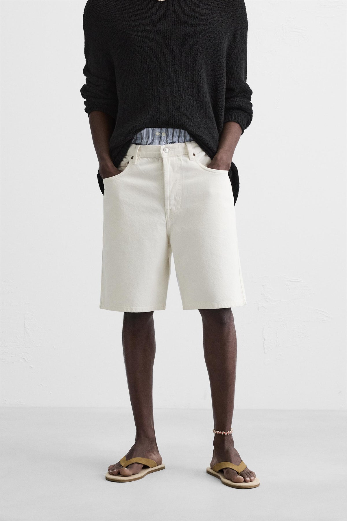 STRAIGHT-LEG DENIM BERMUDA SHORTS - Image 2