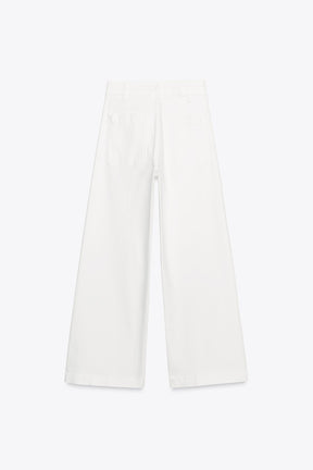 Wide-Leg High-Waist Jeans