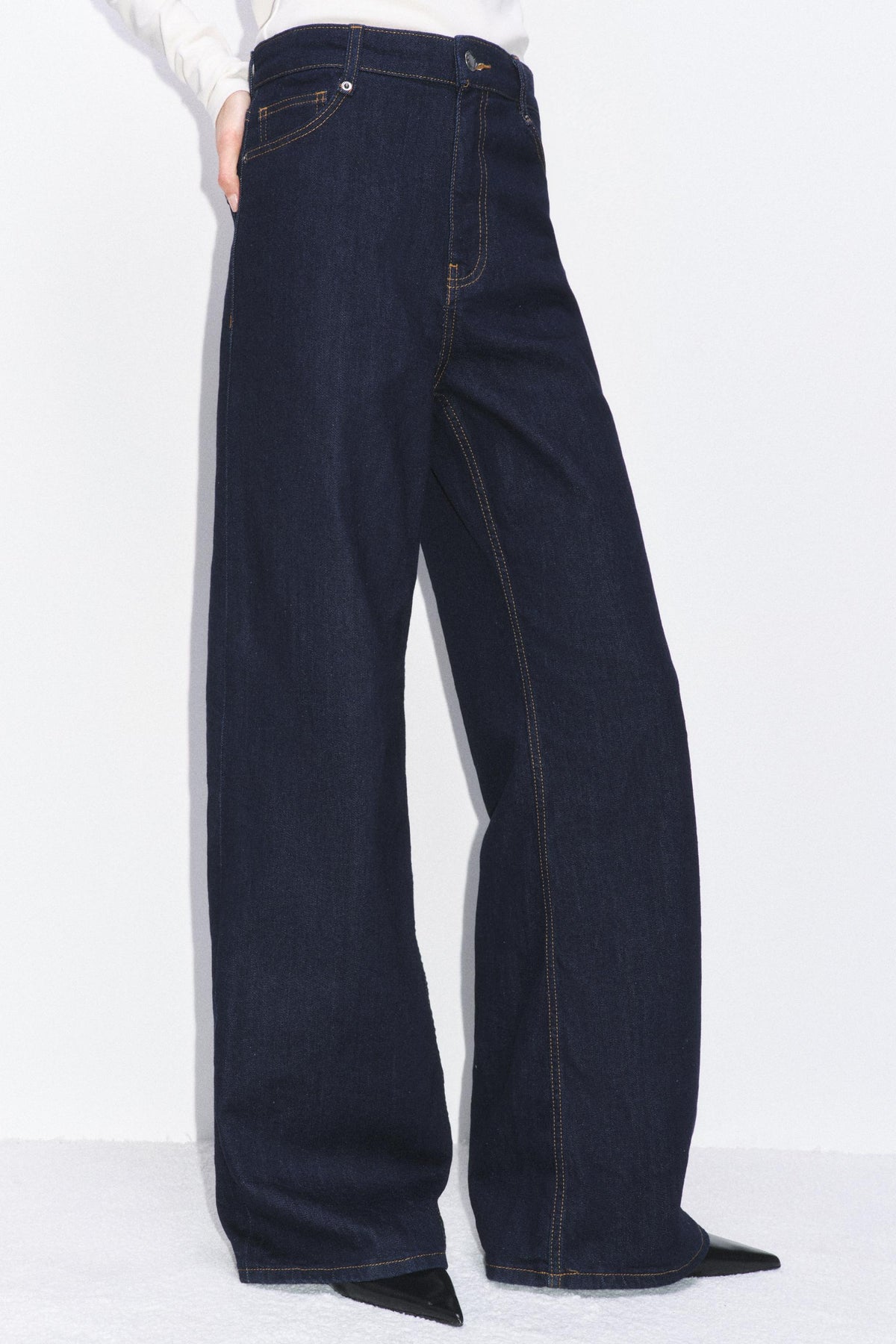 High Waist Wide Jeans