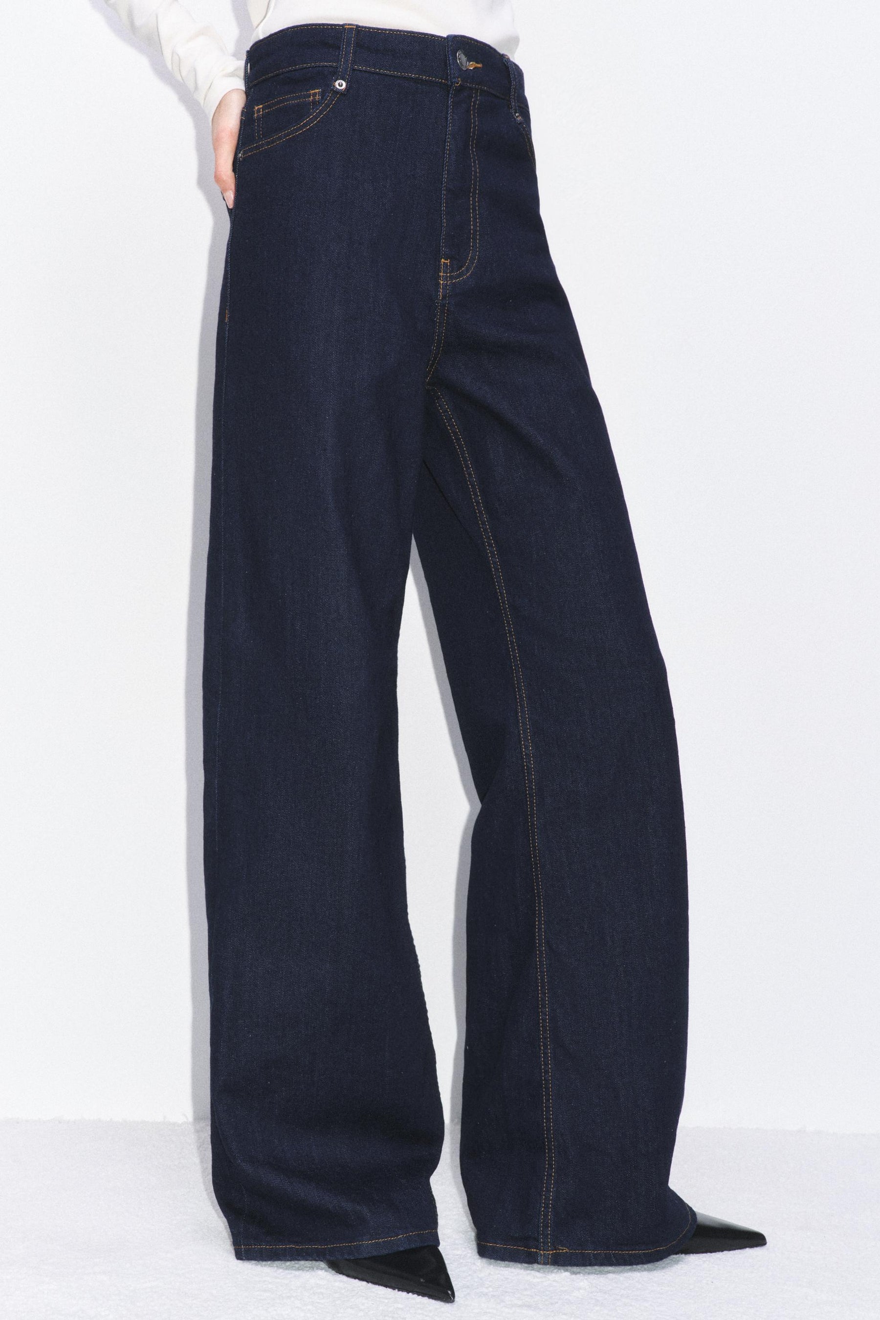 High Waist Wide Jeans