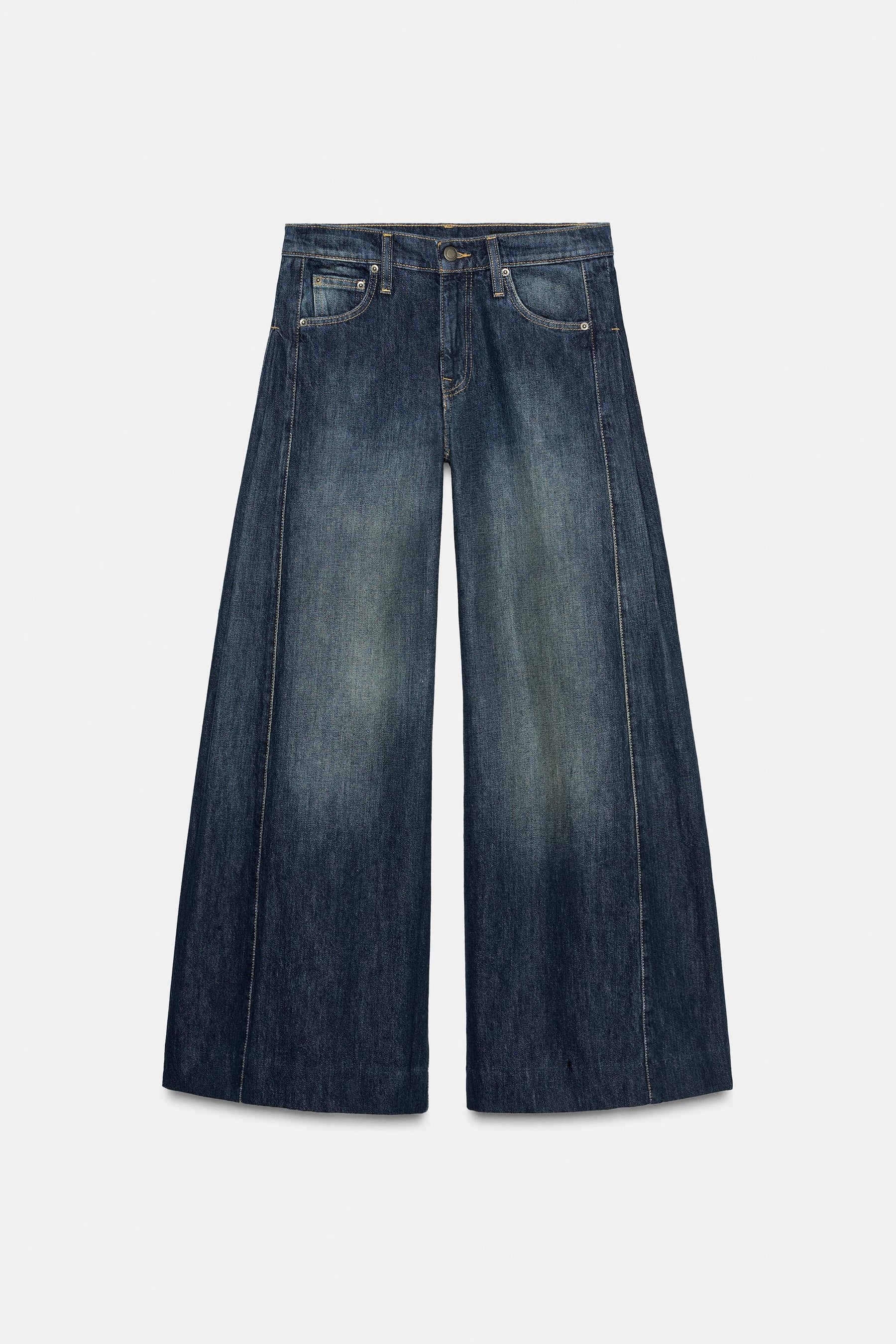 Mid-Waist Wide-Leg Pleated Jeans