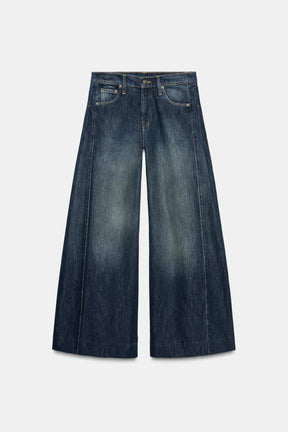 Mid-Waist Wide-Leg Pleated Jeans