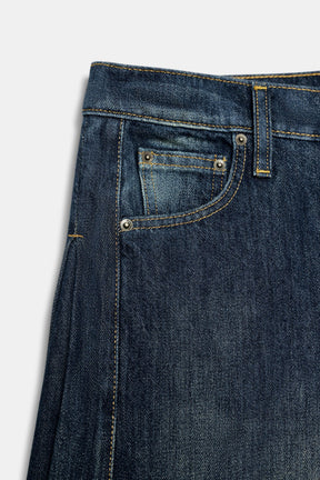 Mid-Waist Wide-Leg Pleated Jeans