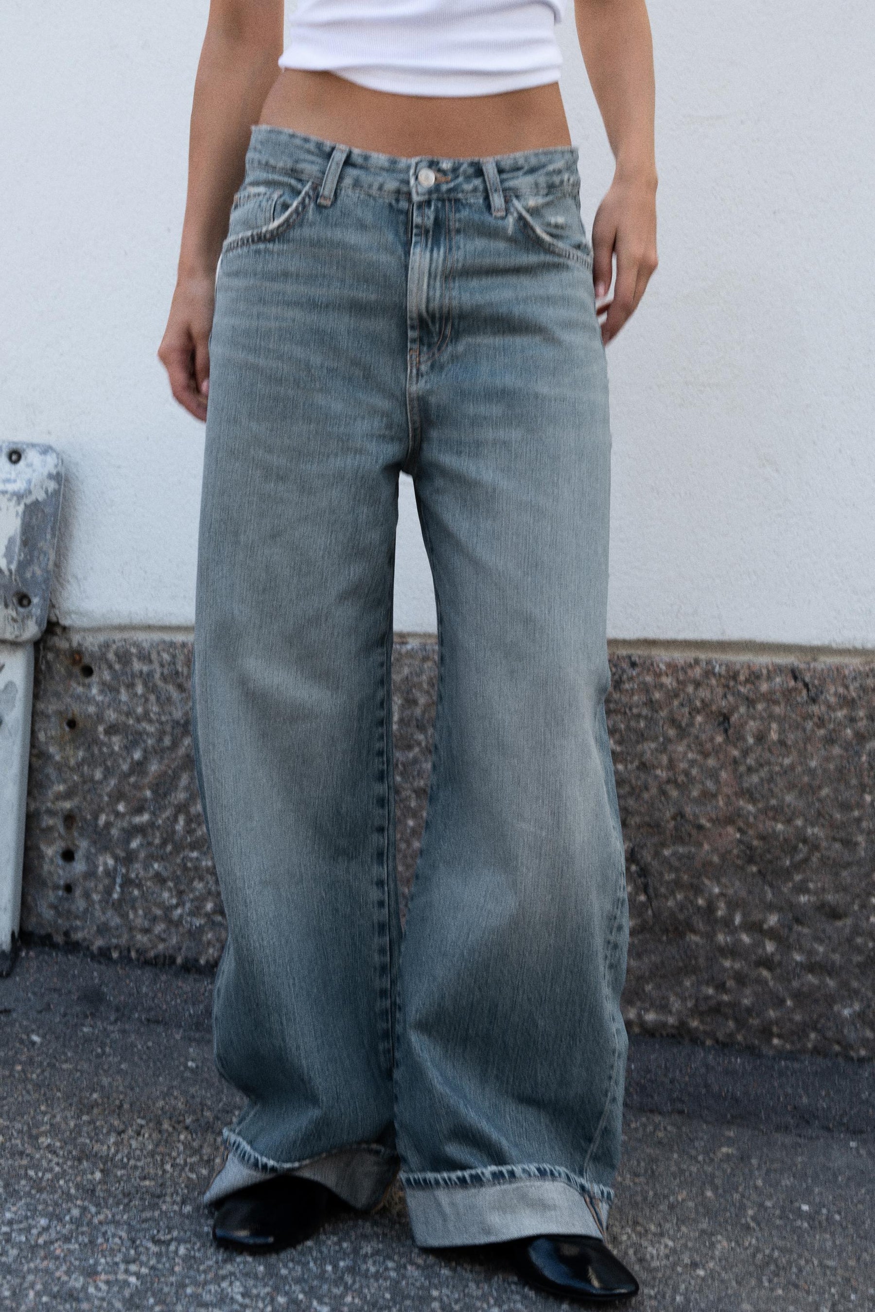 Baggy Folded Mid-Waist Jeans