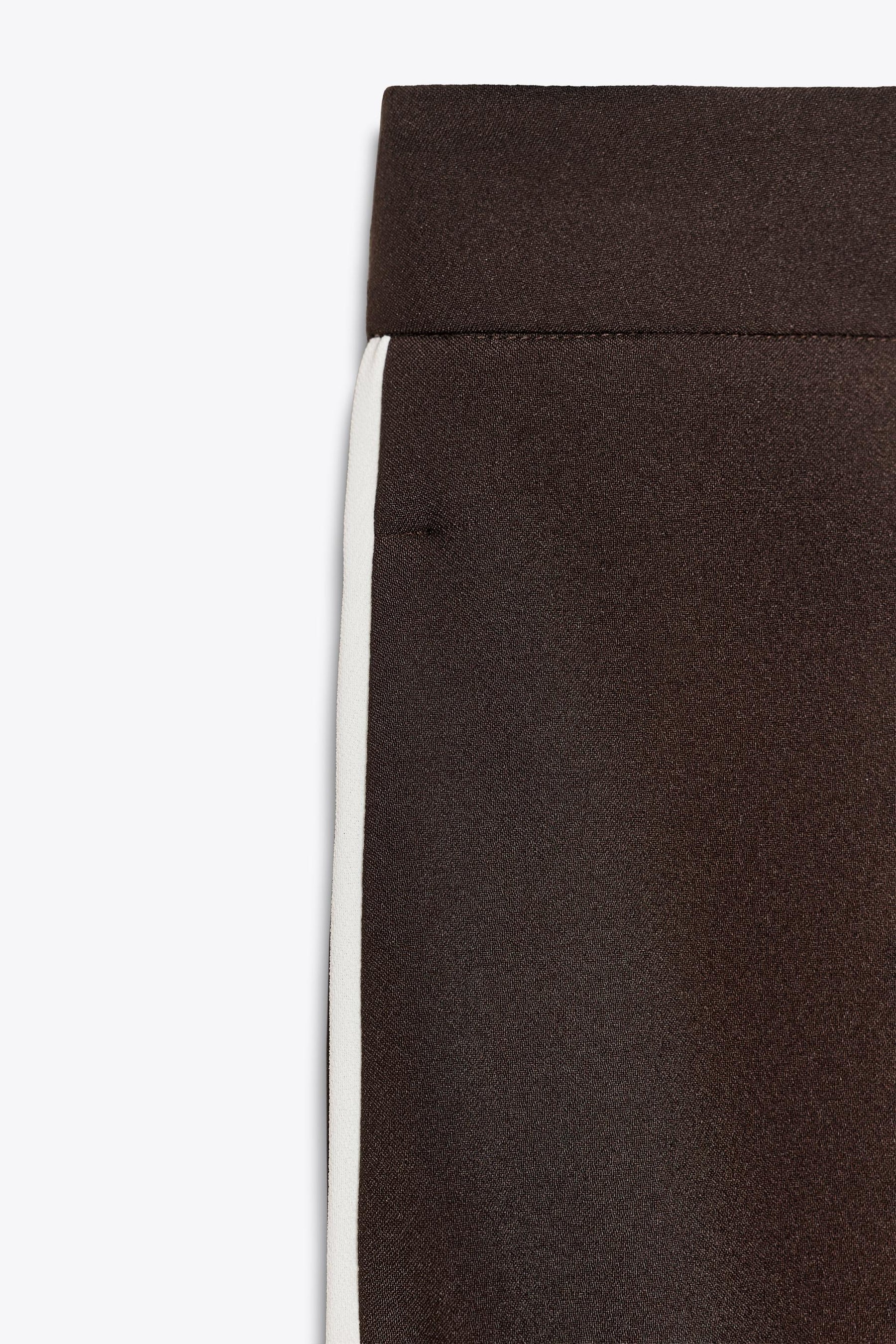 Straight-leg trousers with stripe