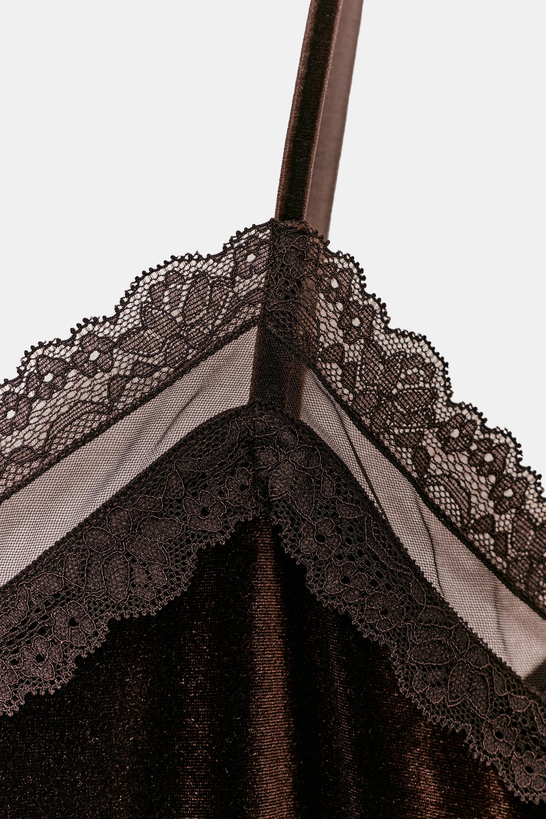 VELVET LACE CAMISOLE