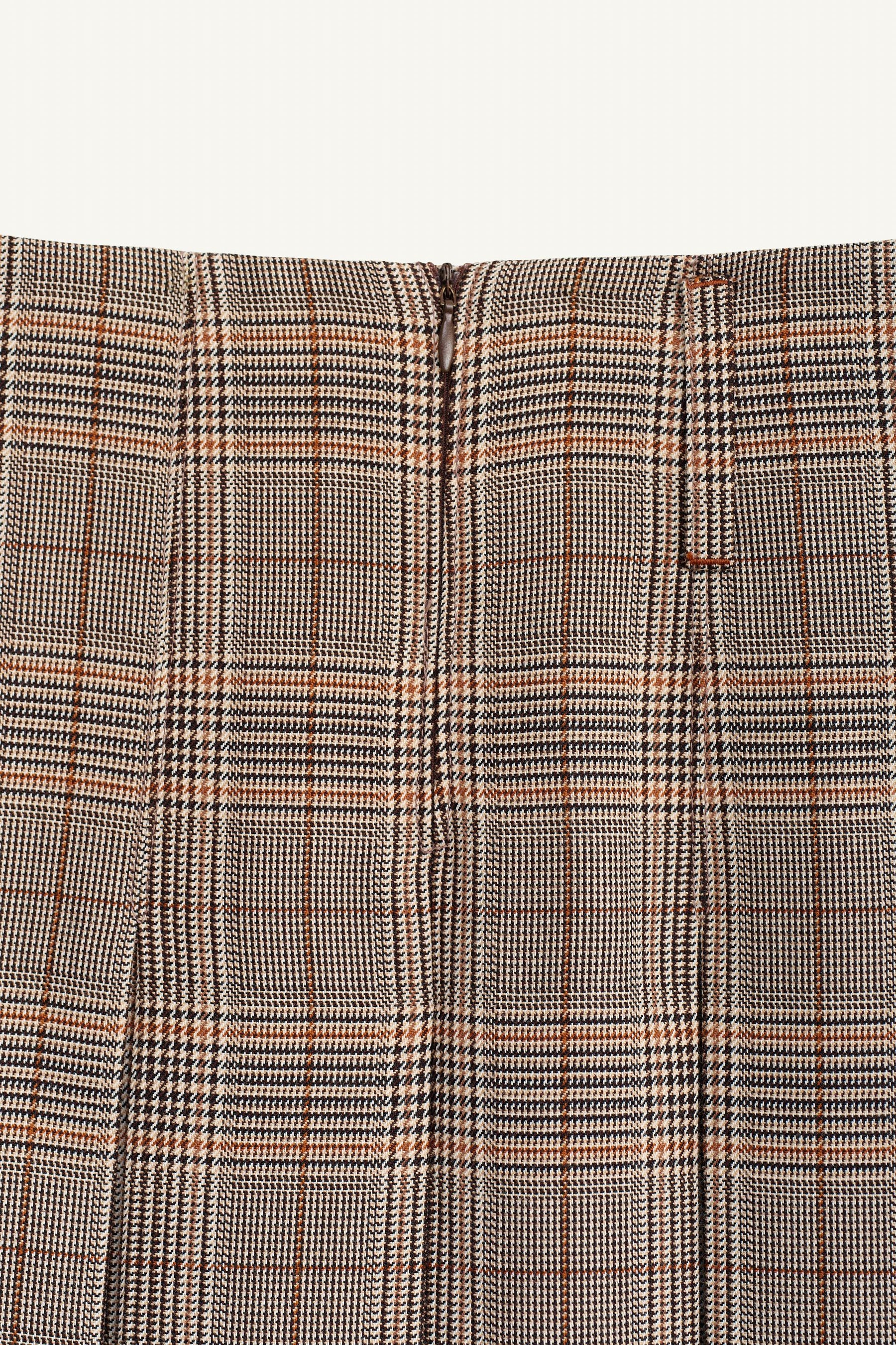 CHECK BOX PLEAT SKIRT