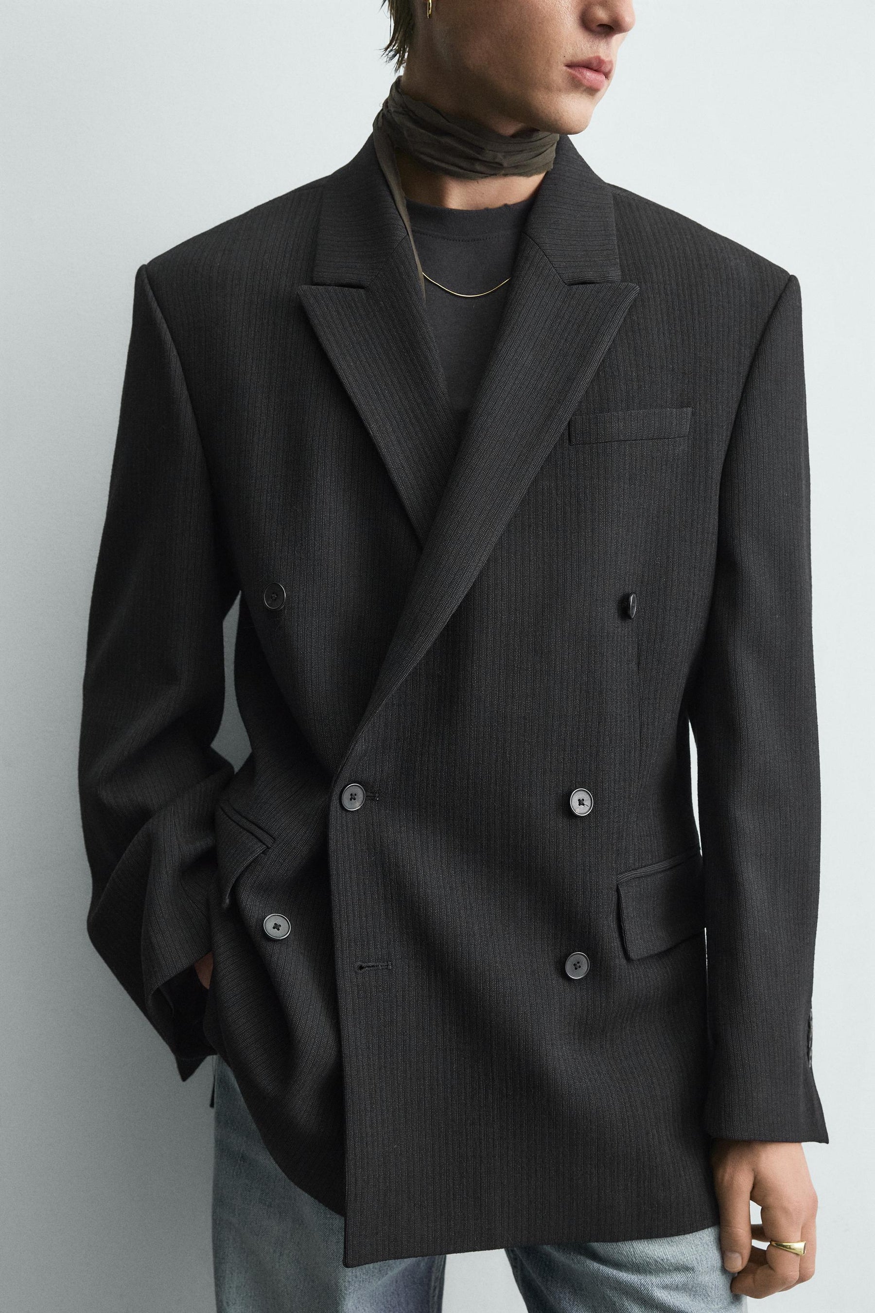 LIMITED EDITION DOUBLE-BREASTED PINSTRIPE SUIT - Image 5