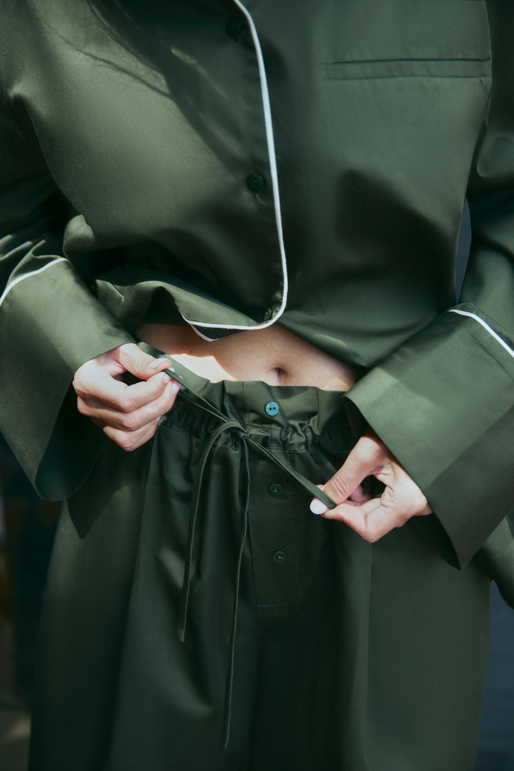 Contrasting Detail Poplin Trousers