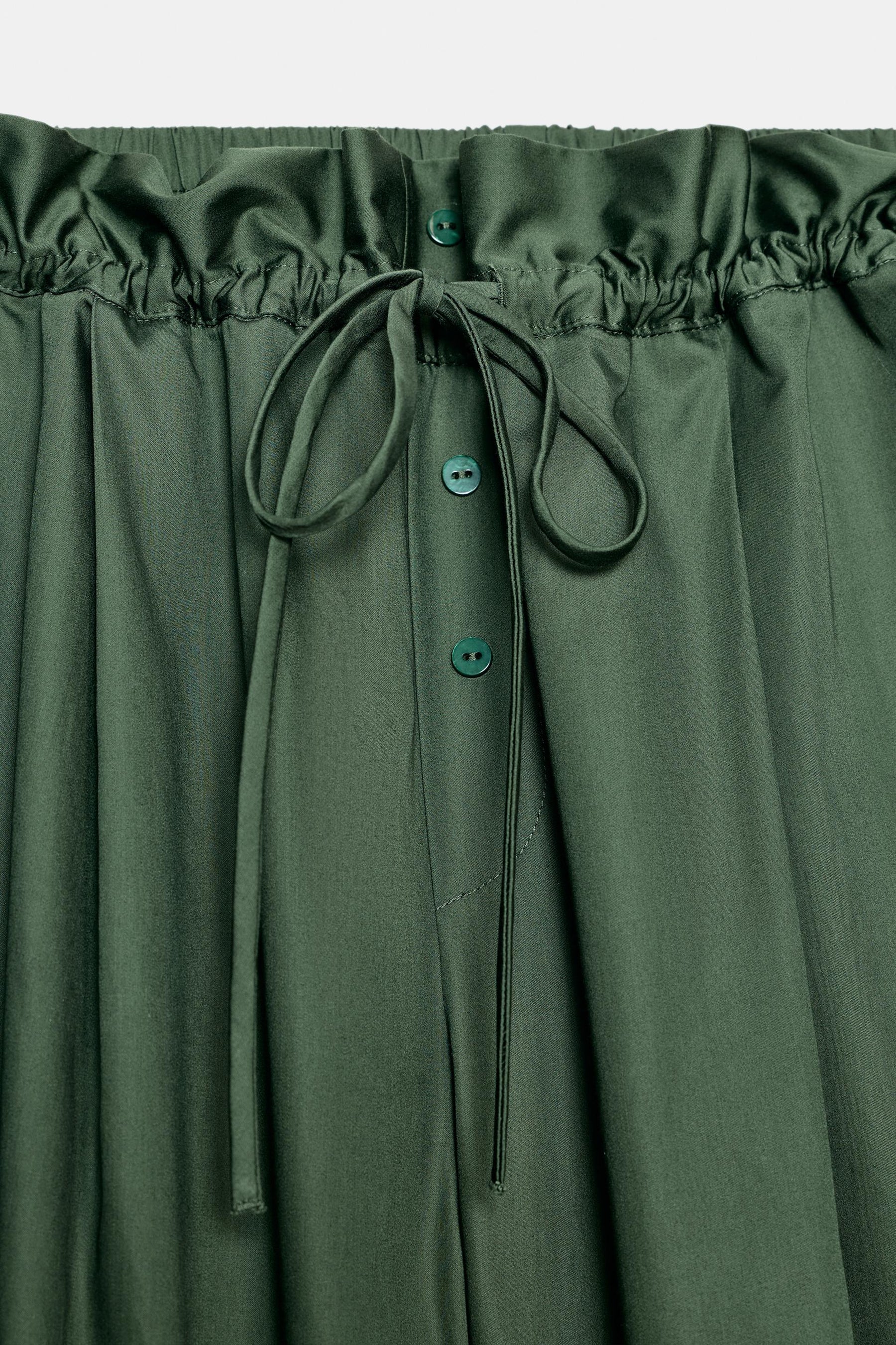 Contrasting Detail Poplin Trousers