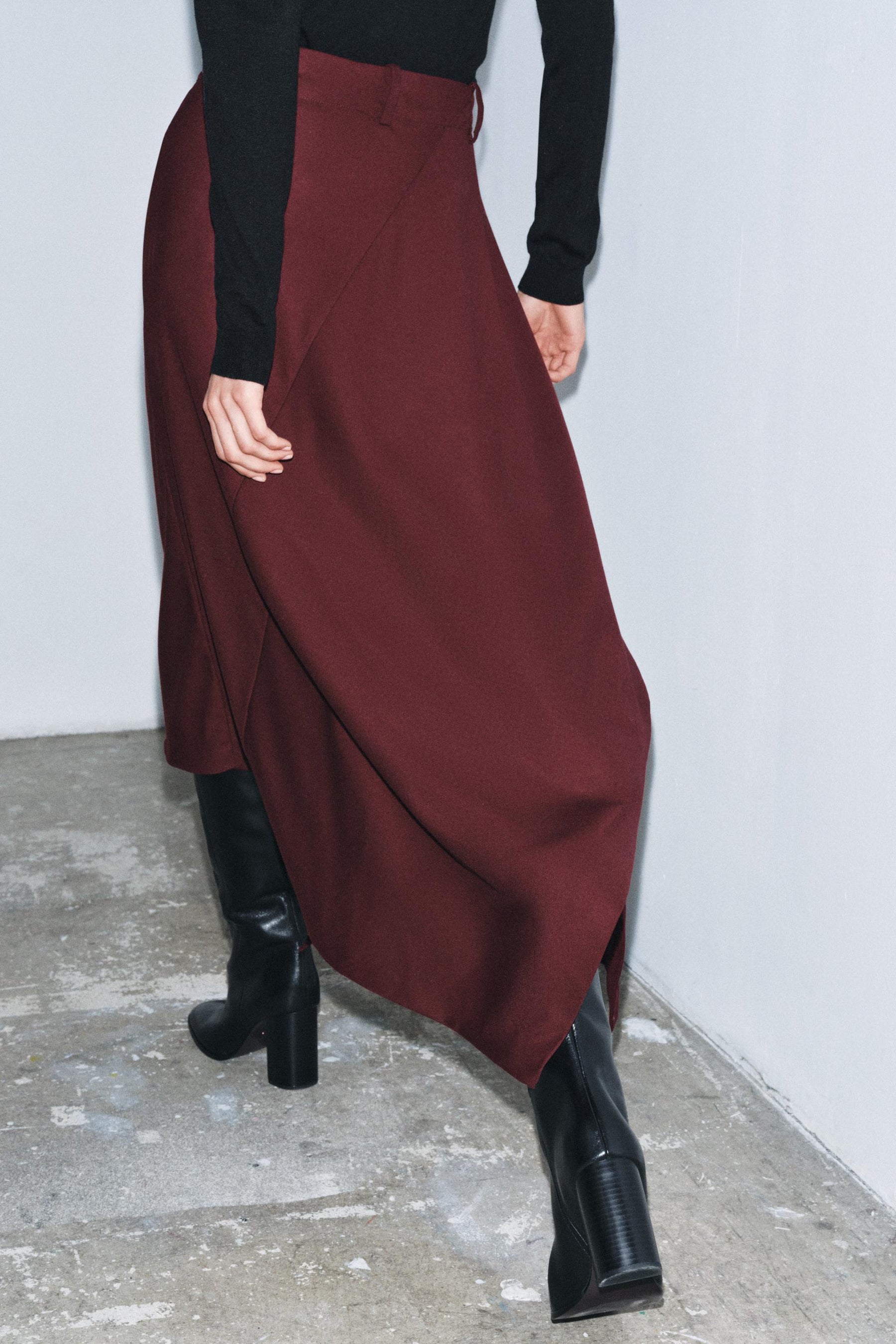 Asymmetric Fashion Skirt