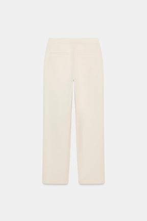 Trousers with button waist
