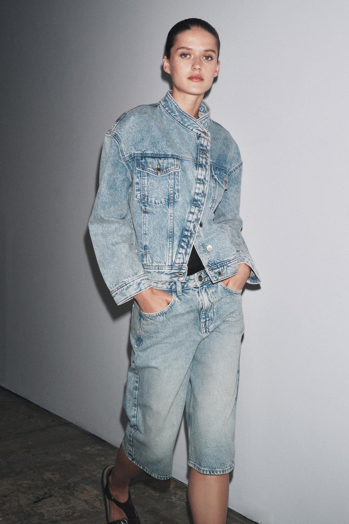 ZW COLLECTION DOUBLE-BREASTED DENIM JACKET - Image 1