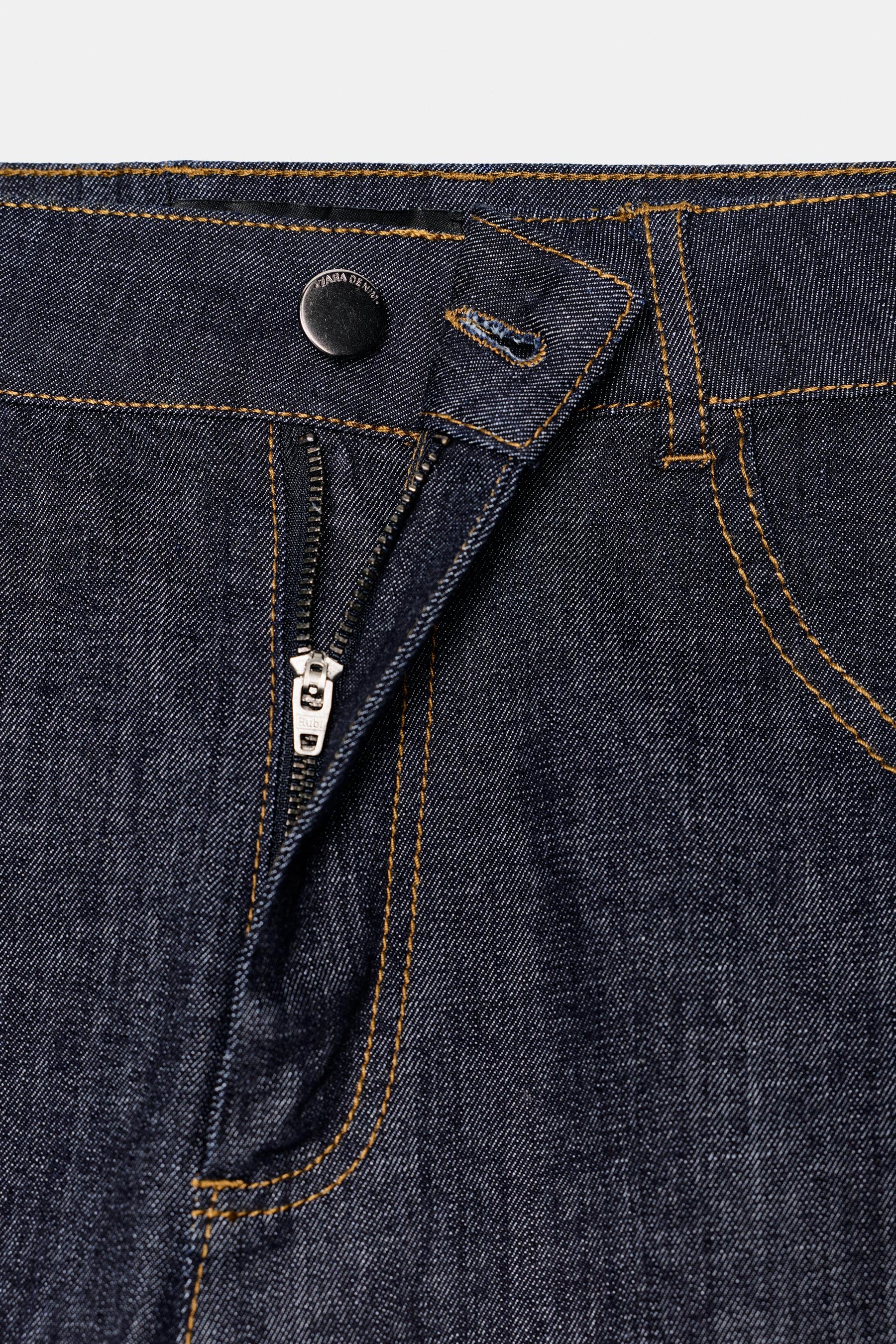 Balloon-Leg Trousers