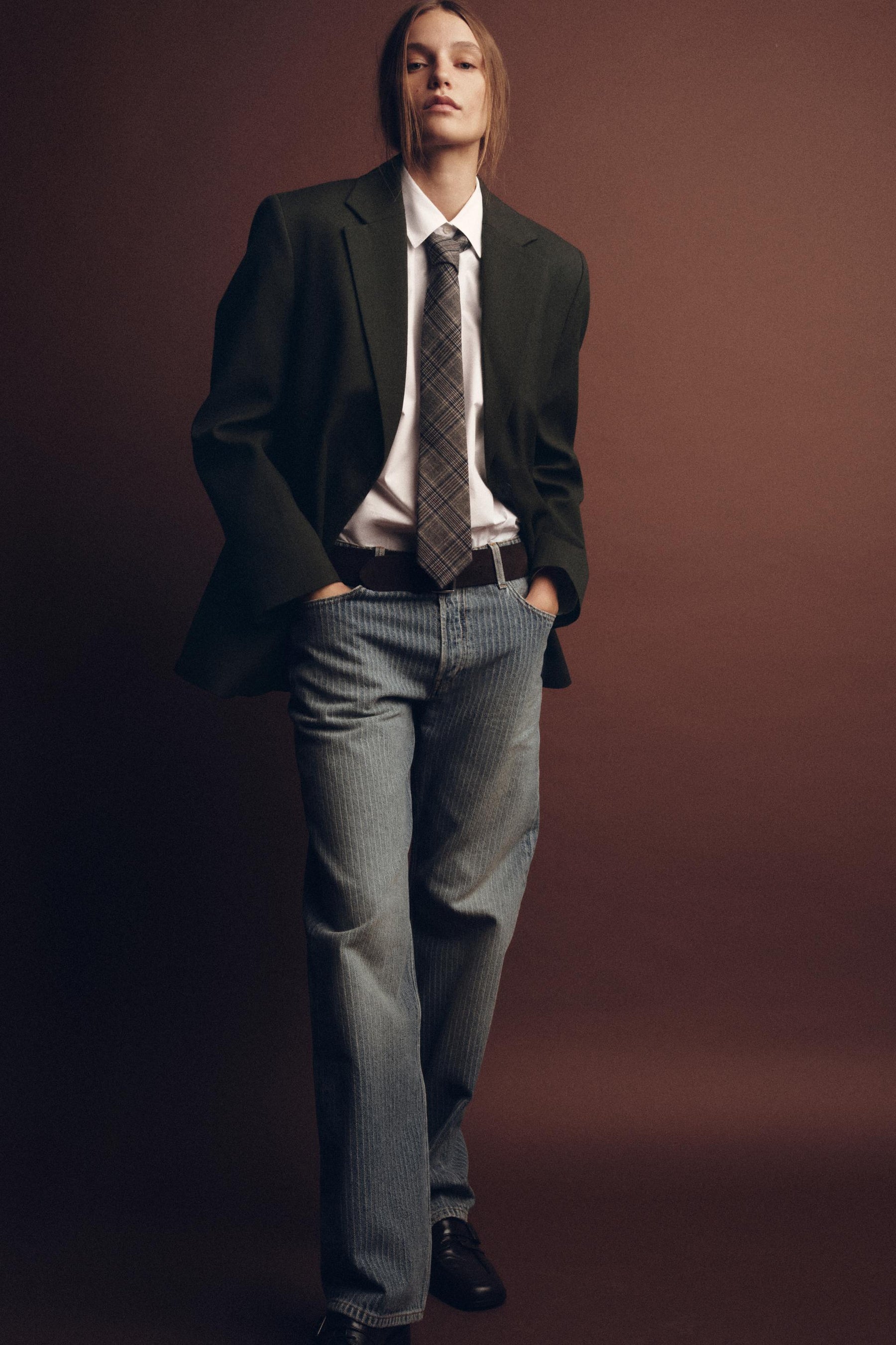 STRAIGHT MID-WAIST STRIPED JEANS