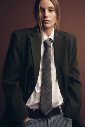 STRAIGHT MID-WAIST STRIPED JEANS