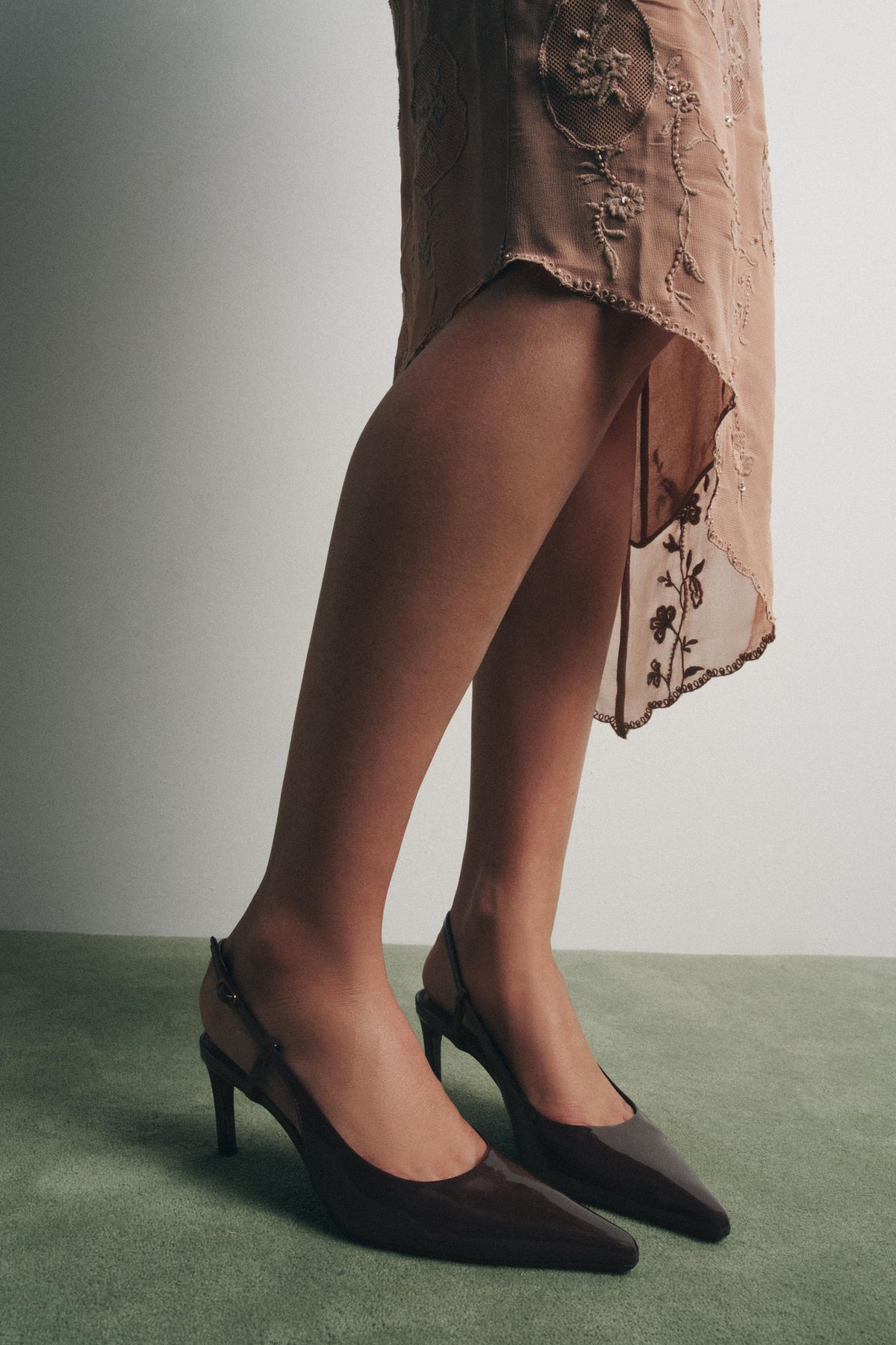 PATENT SLINGBACK HIGH-HEEL SHOES