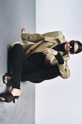 LEATHER KITTEN-HEEL SANDALS