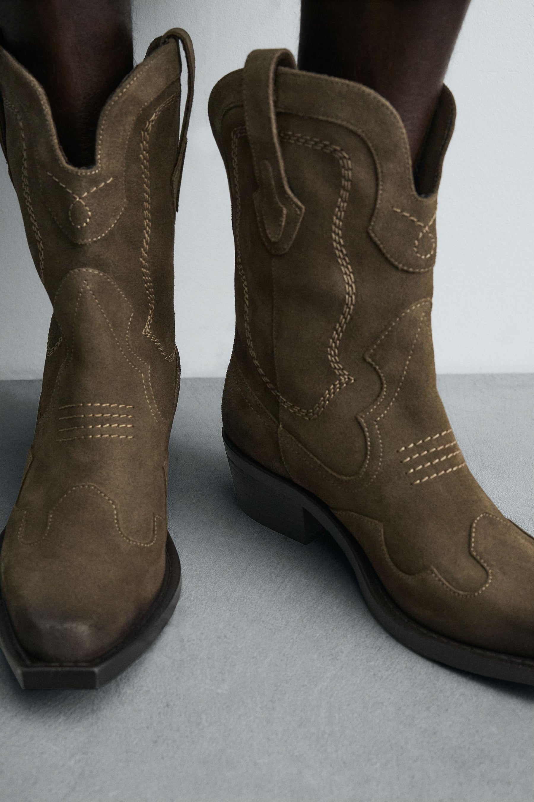 LEATHER COWBOY BOOTS - Image 3