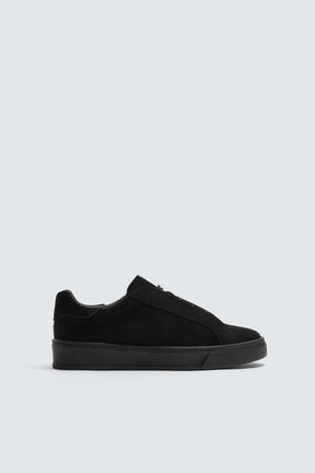 MONOCHROME LEATHER TRAINERS - Image 4