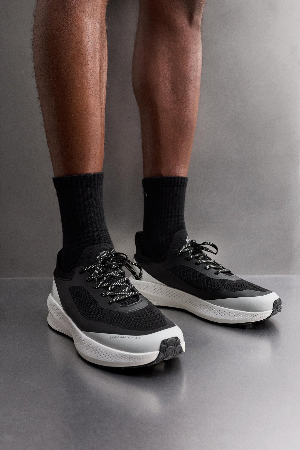 RUNNING SHOE - Image 2