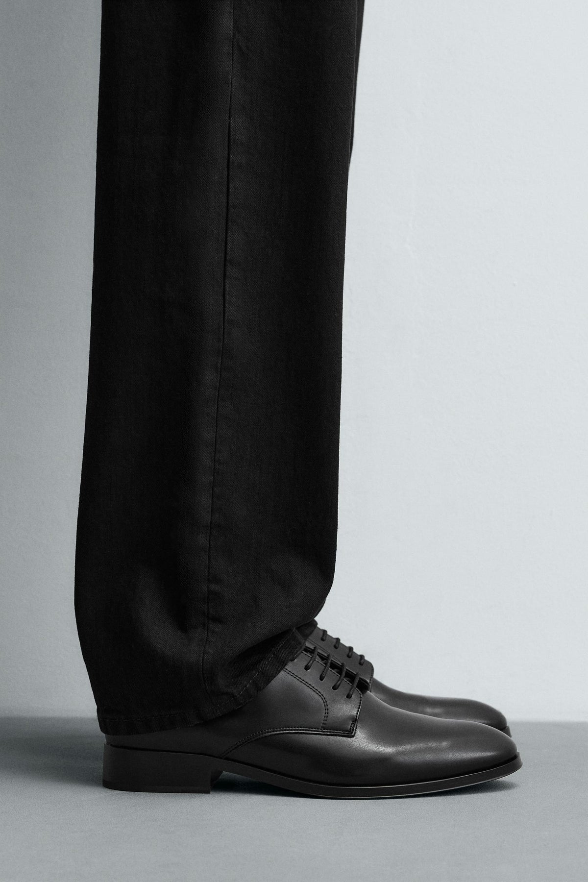DRESS SHOES - Image 1