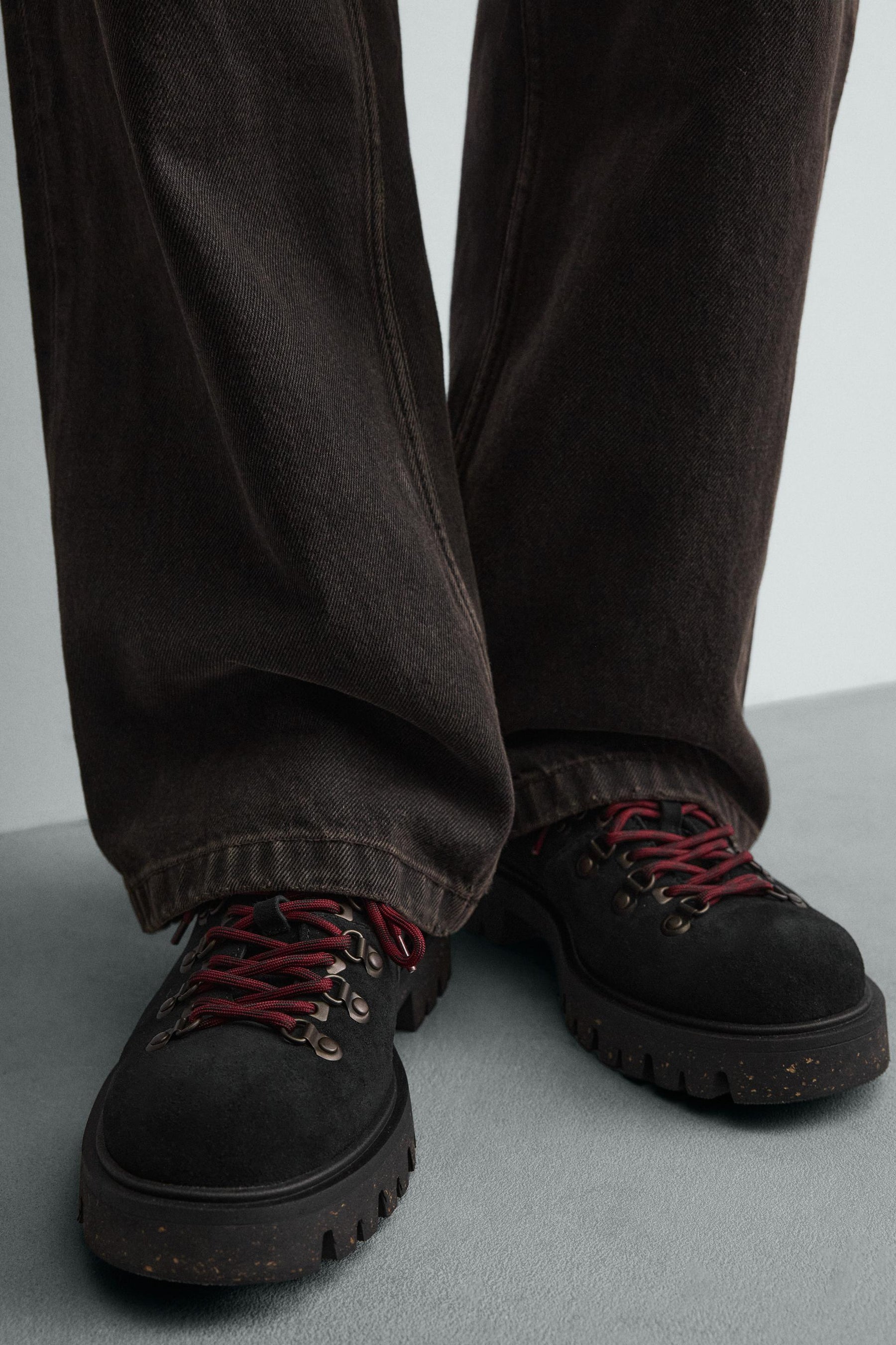 LEATHER HOOK SHOES - Image 3