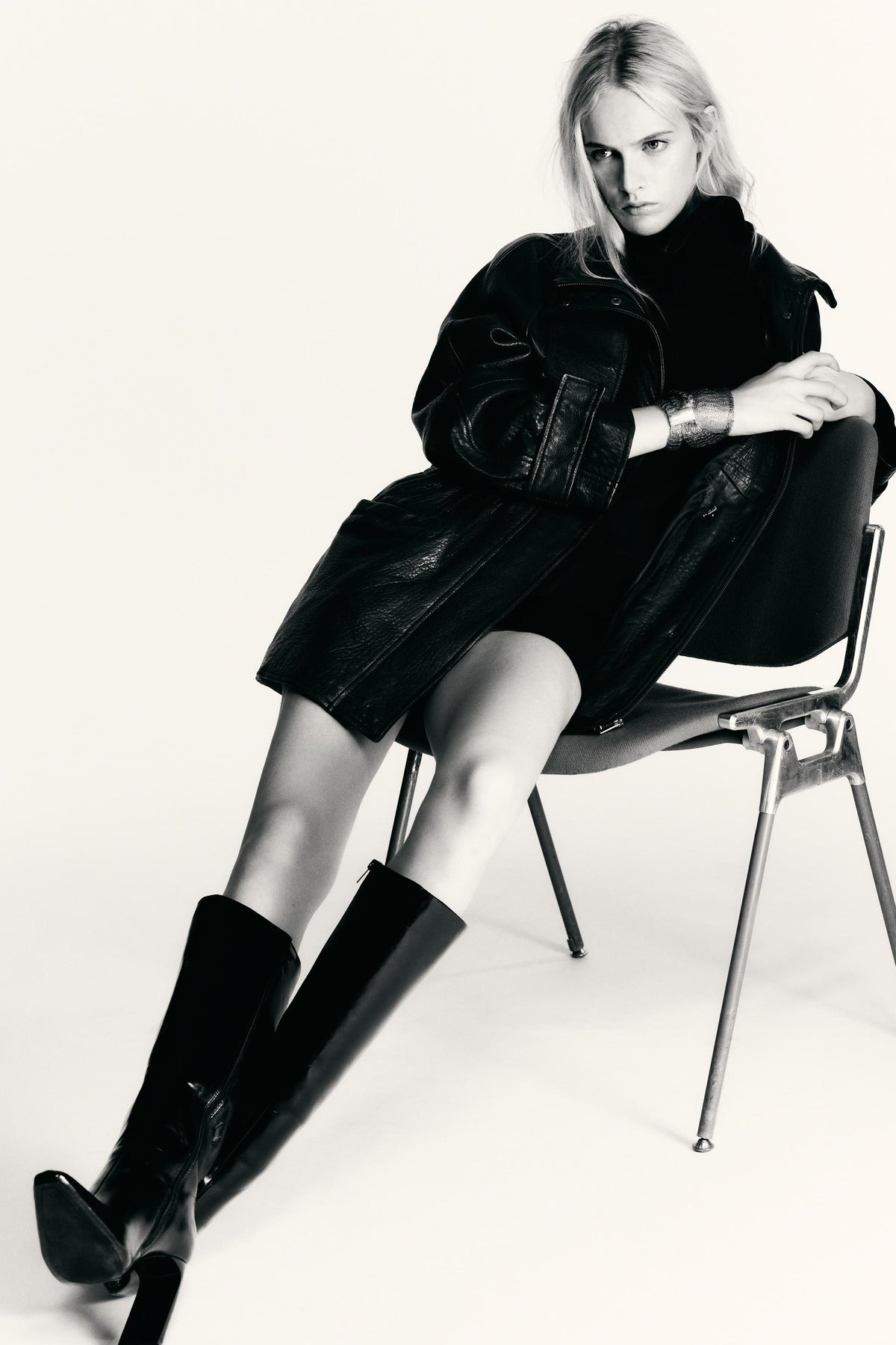 POINTED HEELED BOOTS