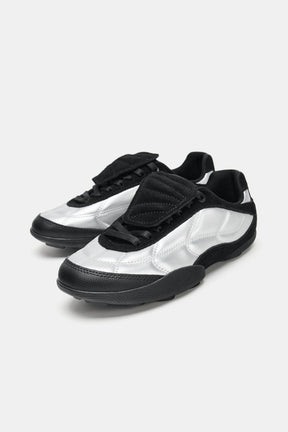 METALLIC RUNNING SHOES