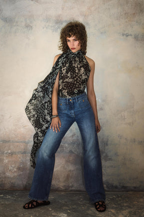 WIDE-LEG DENIM JEANS